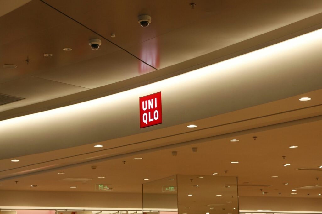 ユニクロ AI活用